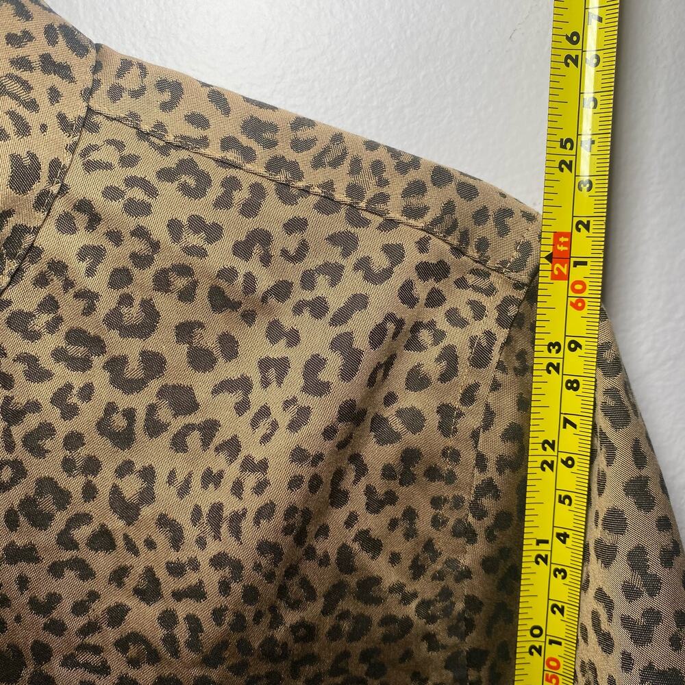 Chico's Brown Cheetah Animal Print Button Down Shirt Women's size 2 / 12 / 14 - Picture 7 of 9